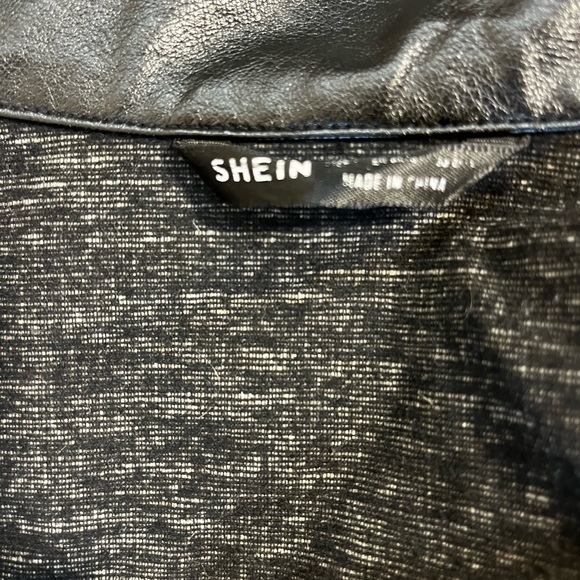 Shein leather jacket size large - Picture 6 of 6